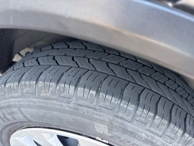 Used 2019 Nissan Rogue S FWD image 12