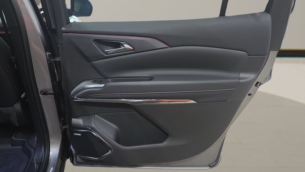 New 2026 Chevrolet Traverse RS FWD image 22