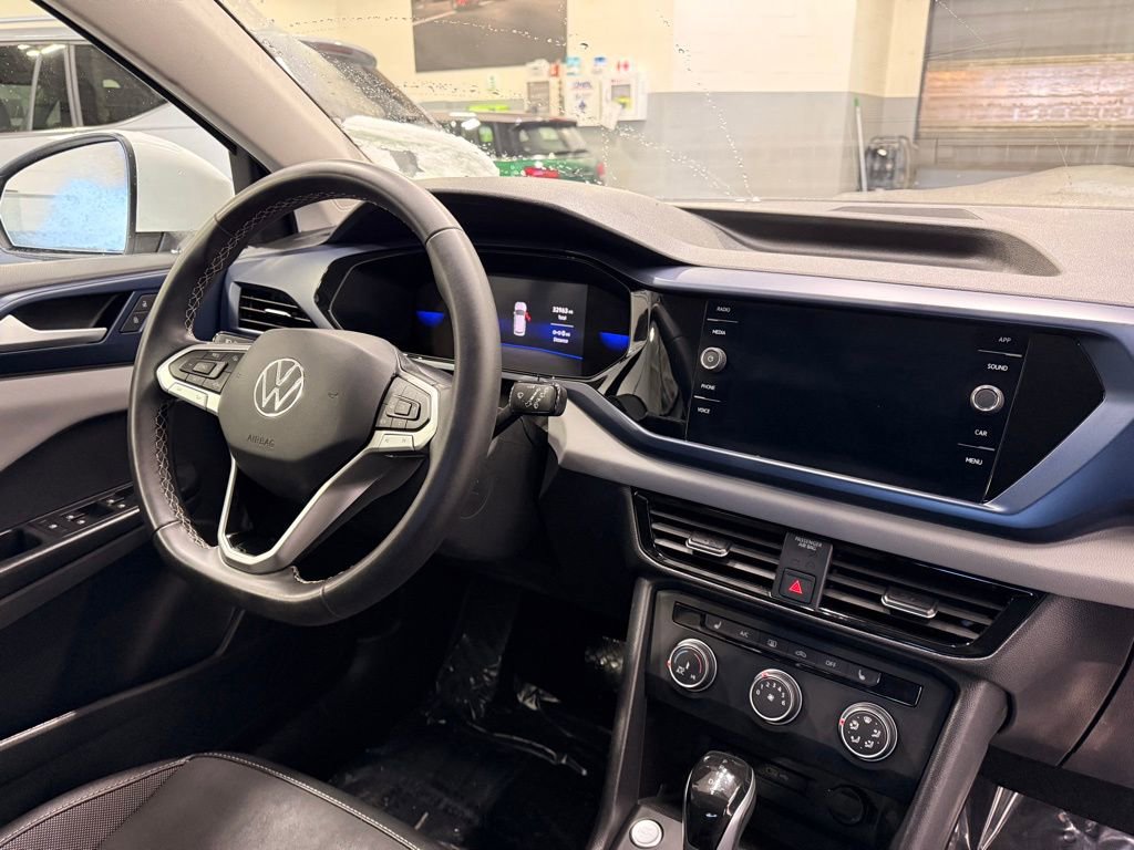 Used 2022 Volkswagen Taos SE image 30