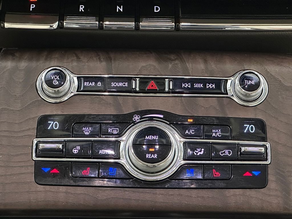 Used 2020 Lincoln Aviator Reserve w/ Equipment Group 202A image 27