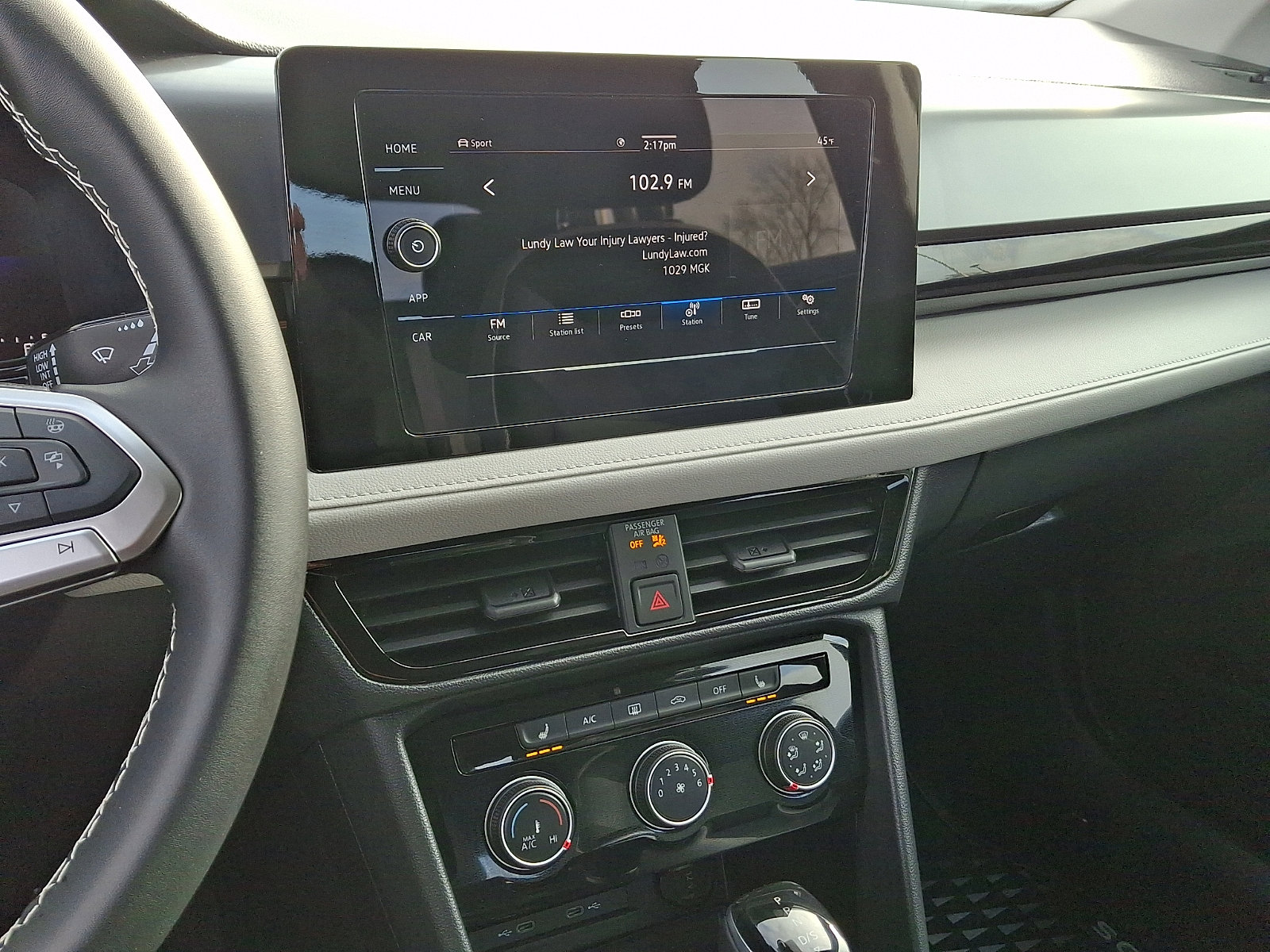 Certified 2025 Volkswagen Taos S AWD/4WD image 19