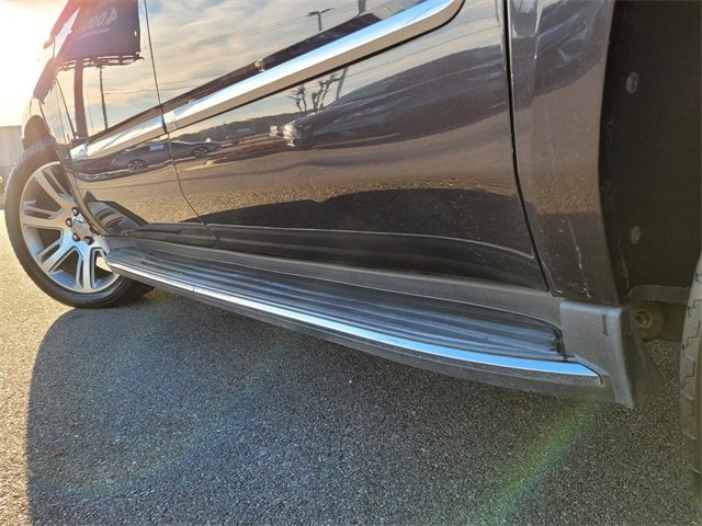 Used 2016 Cadillac Escalade ESV Luxury image 26