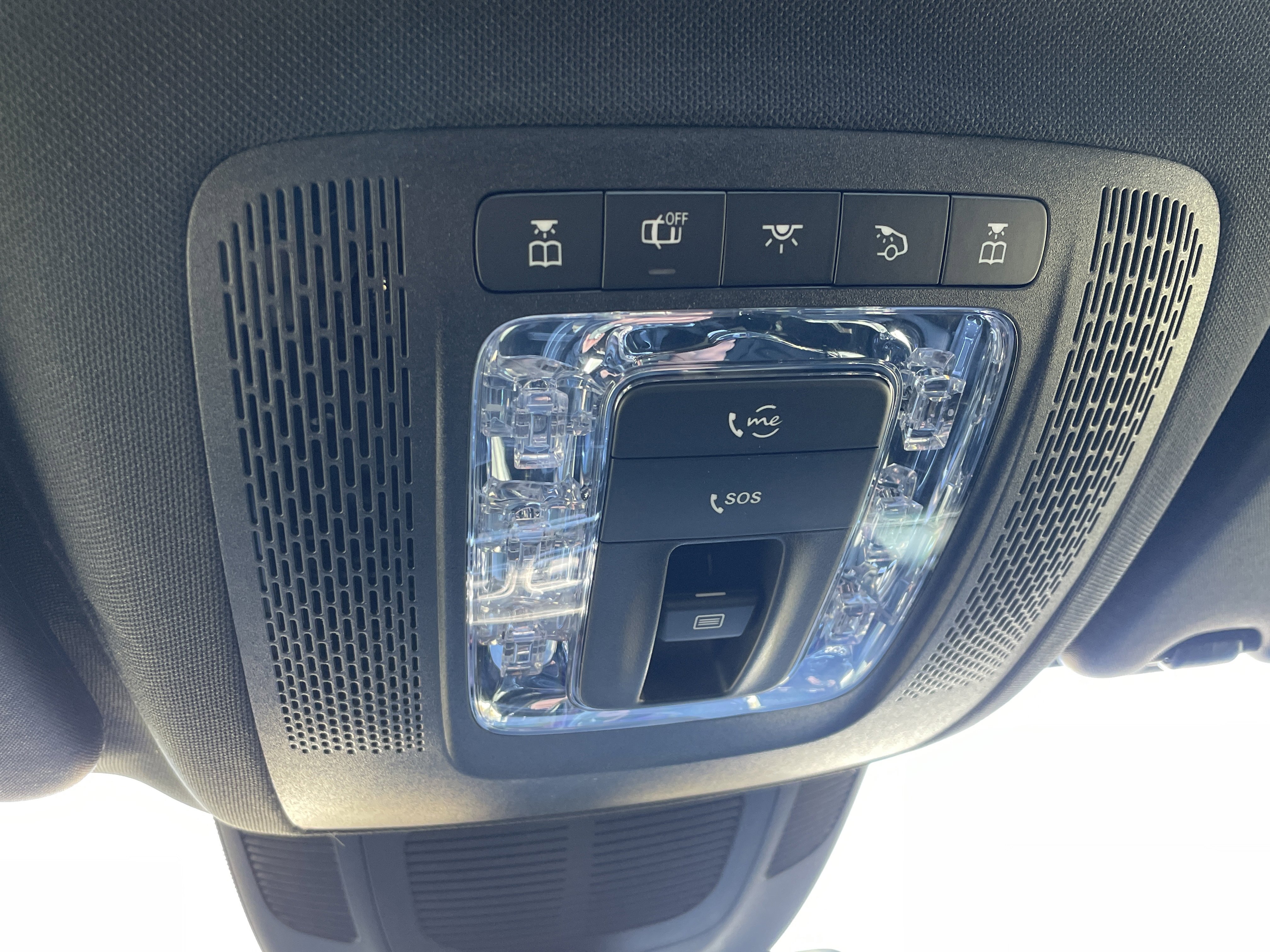 Certified 2025 Mercedes-Benz GLE 350 4MATIC w/ AMG Line Exterior image 37