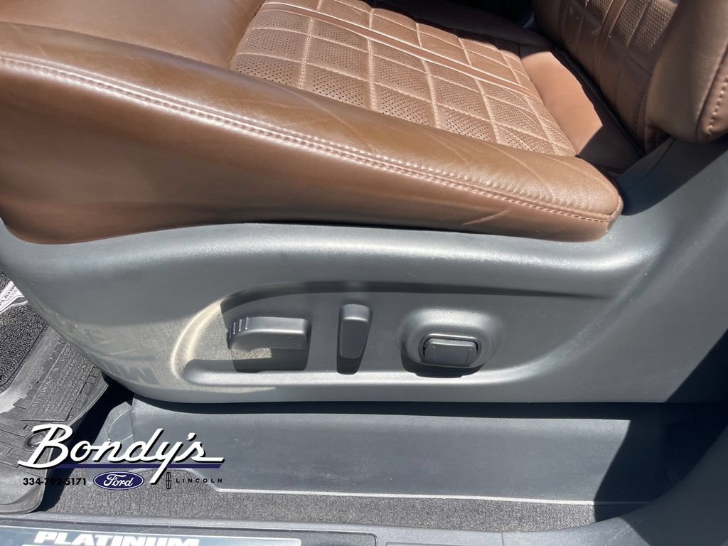 Used 2023 Nissan Titan Platinum Reserve w/ Moonroof Package AWD/4WD image 9