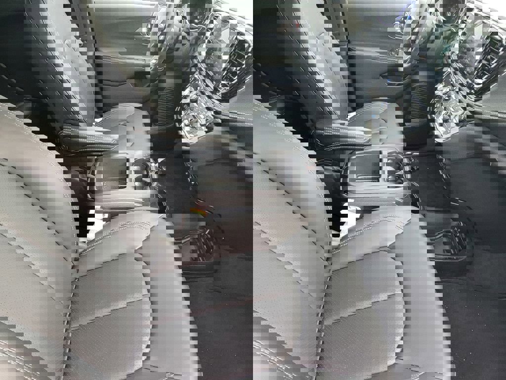 New 2025 Chrysler Pacifica Select w/ Fav Edition Package image 13