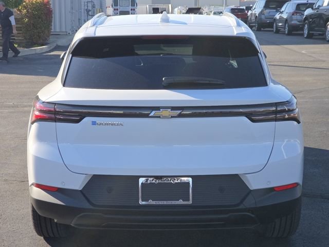 New 2026 Chevrolet Equinox EV LT image 19