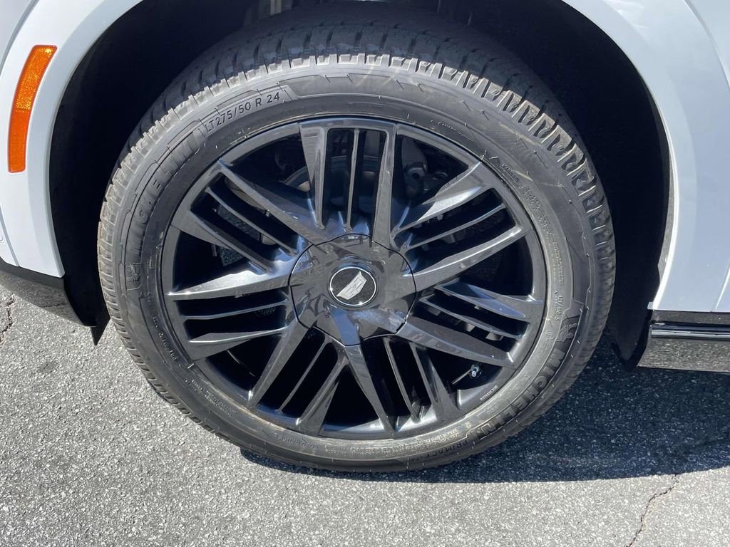 New 2025 Cadillac Escalade IQ Sport 2 w/ LPO, ONYX Package image 8