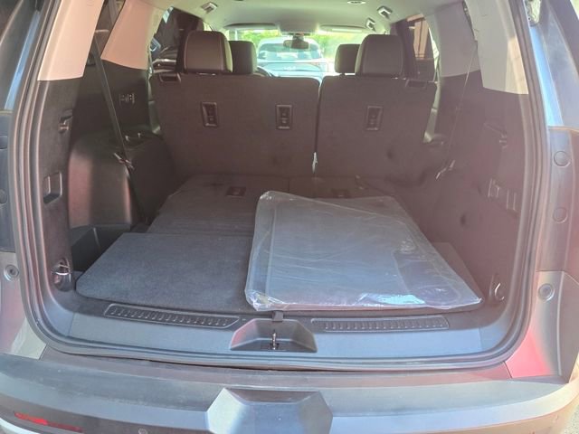 Used 2021 GMC Acadia SLT FWD image 19
