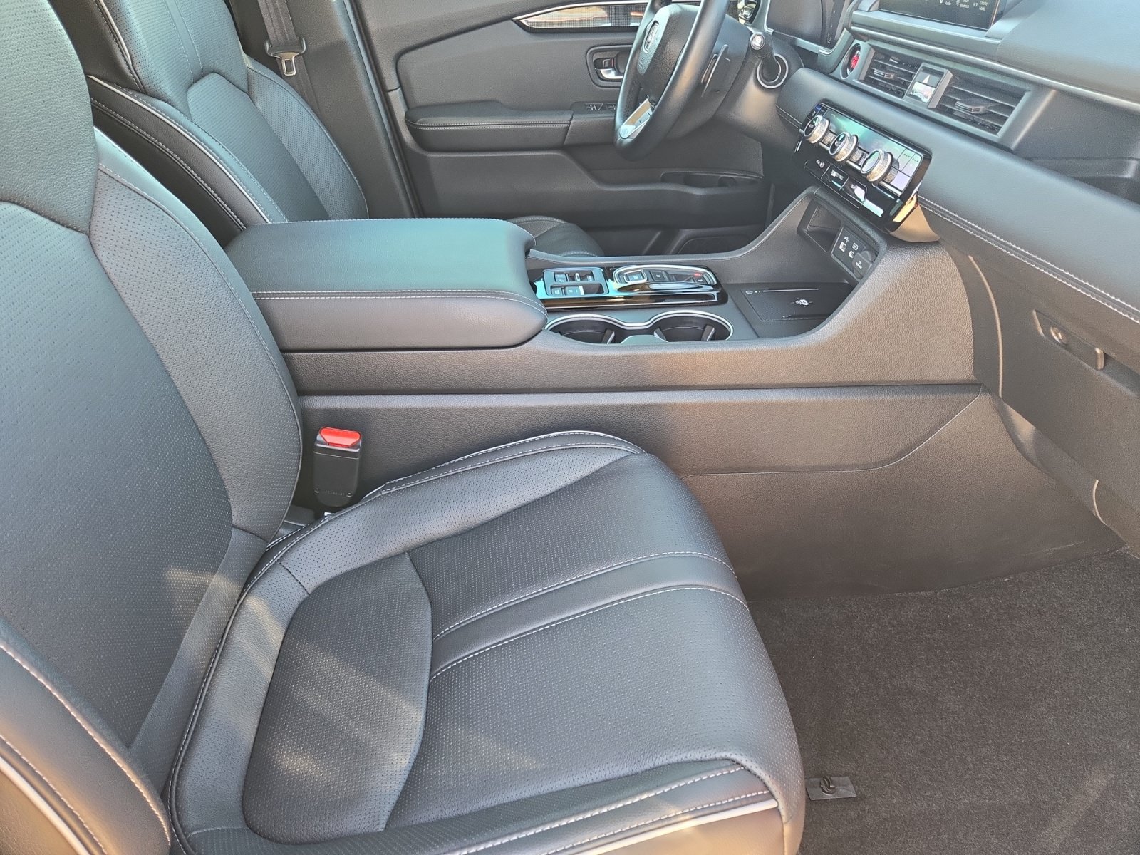 Certified 2025 Honda Pilot Elite image 20