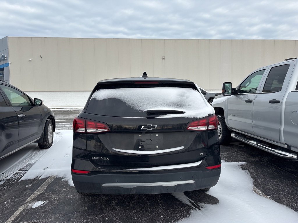 Used 2024 Chevrolet Equinox LT w/ LPO, Floor Liner Package image 5