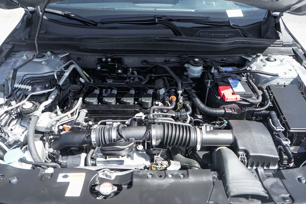 Used 2021 Honda Accord Sport image 11