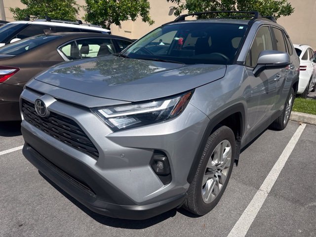 Used 2025 Toyota RAV4 XLE Premium w/ Weather Package FWD image 1
