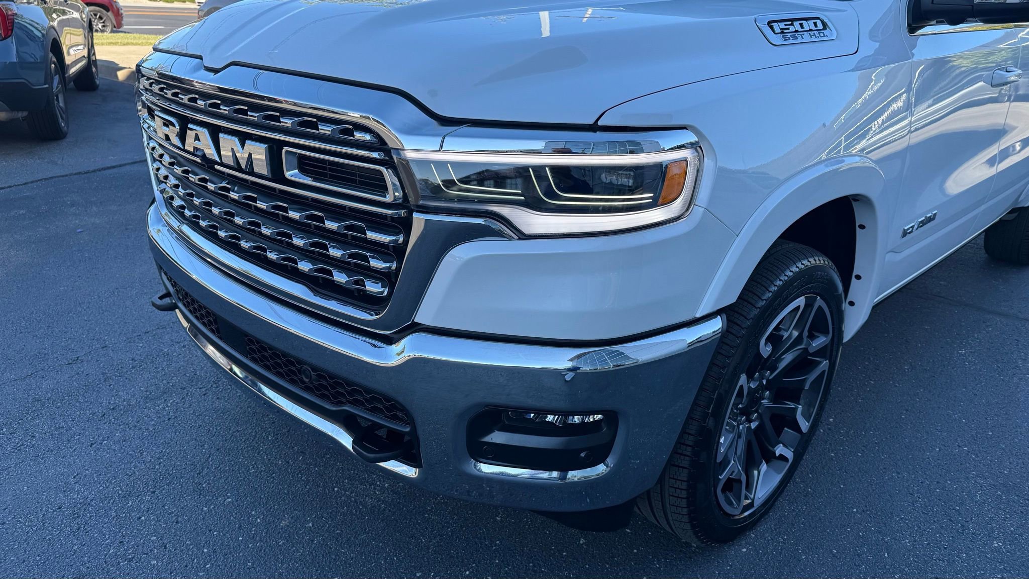 Used 2025 RAM 1500 Limited w/ Bed Utility Group image 9