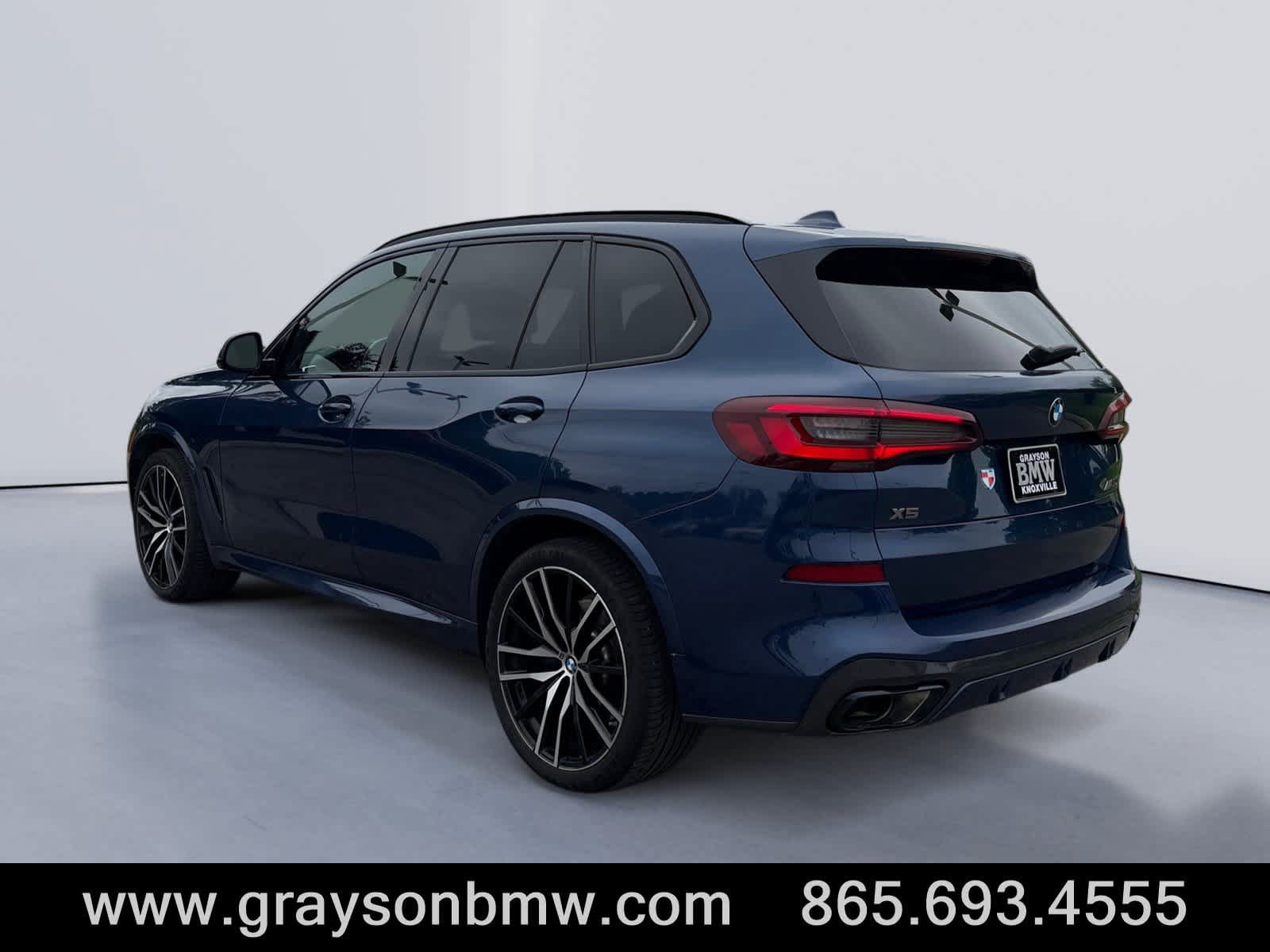 Used 2023 BMW X5 M50i w/ Parking Assistance Package AWD/4WD image 5
