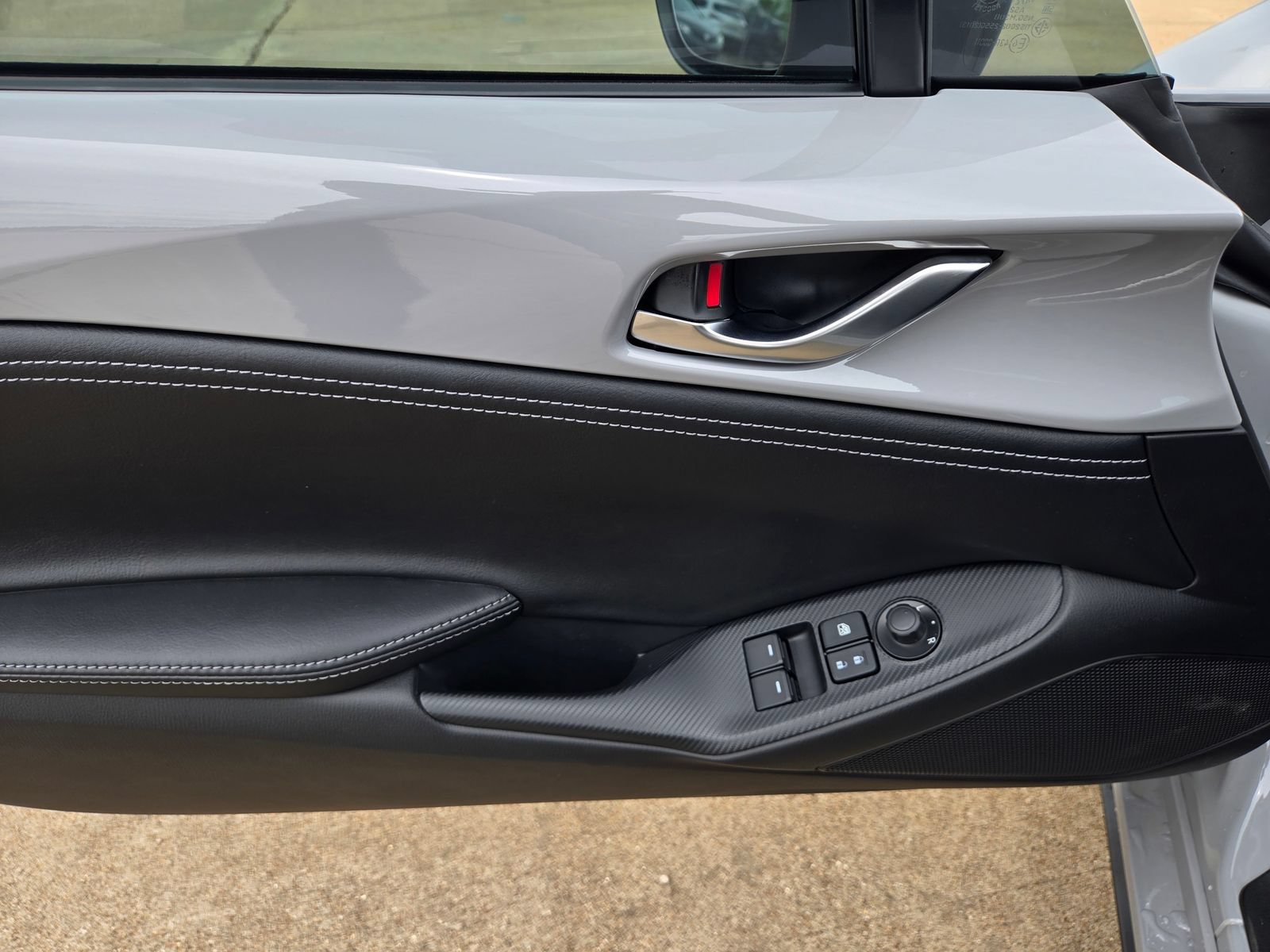 New 2026 MAZDA MX-5 Miata Club w/ Interior Package RWD image 18