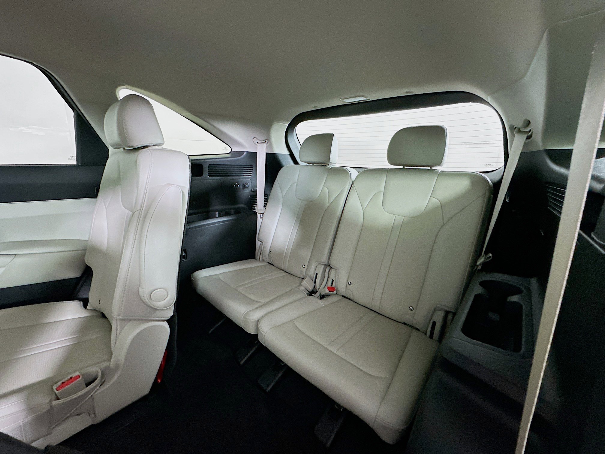 Used 2025 Kia Sorento EX image 34