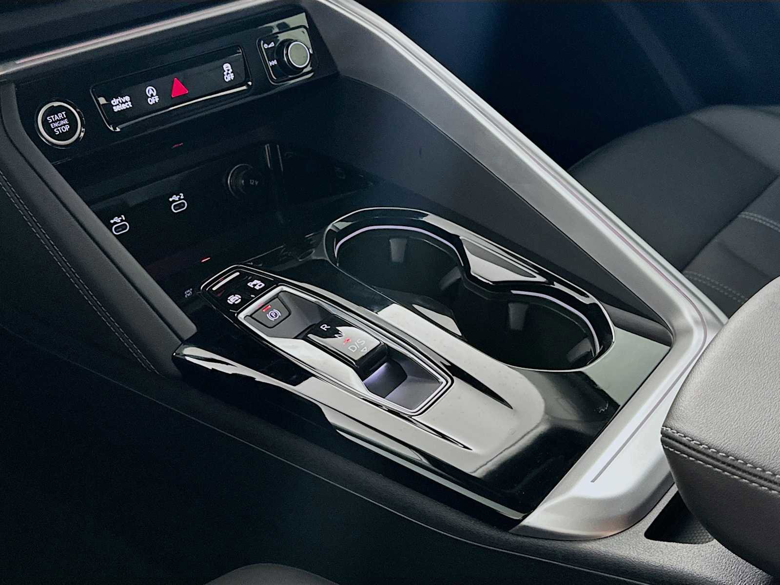 New 2025 Audi Q5 Premium image 15