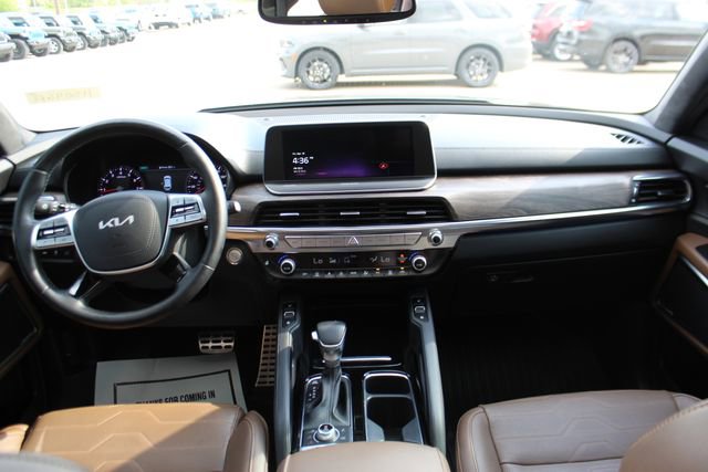 Used 2022 Kia Telluride SX w/ SX Prestige Package image 11