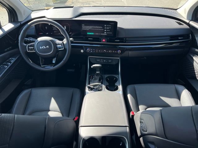 Certified 2025 Kia Carnival SX Prestige image 12