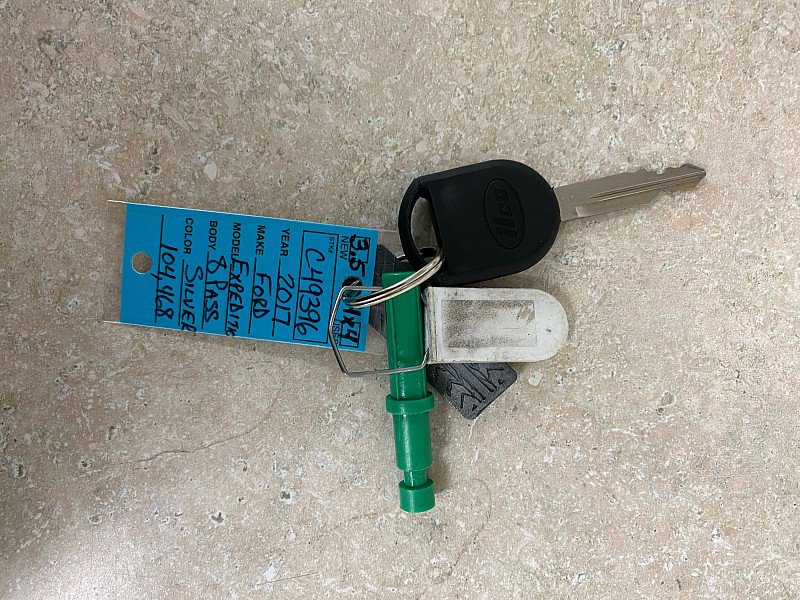 Used 2017 Ford Expedition XLT image 28