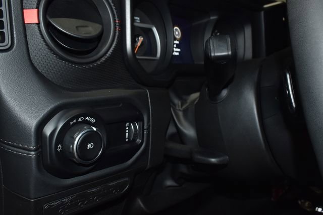 Used 2024 Jeep Wrangler Unlimited Rubicon AWD/4WD image 27