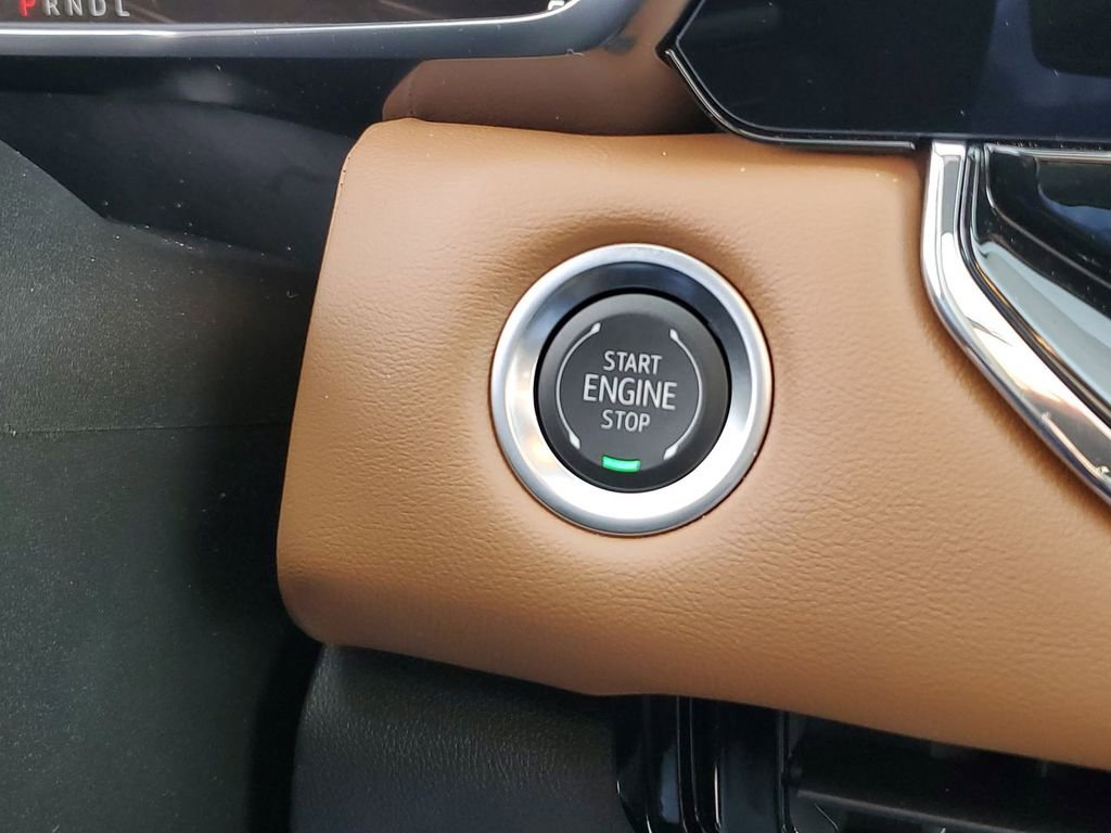 New 2025 GMC Canyon AT4 w/ Nightfall Edition image 18