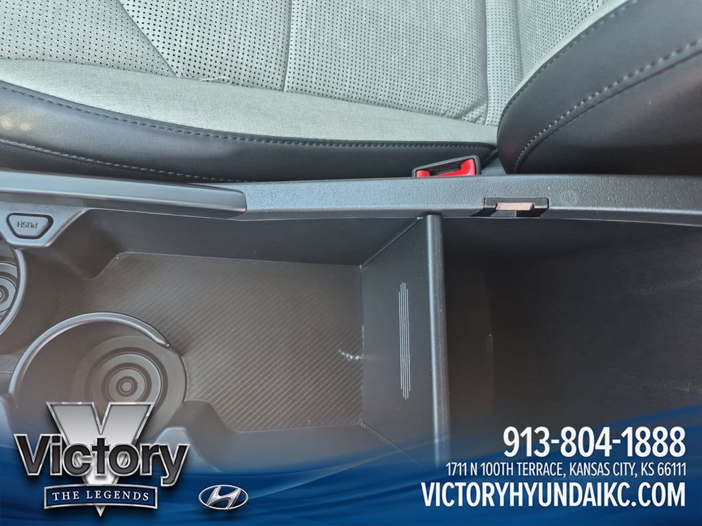 Used 2023 Kia Niro SX Touring FWD image 26
