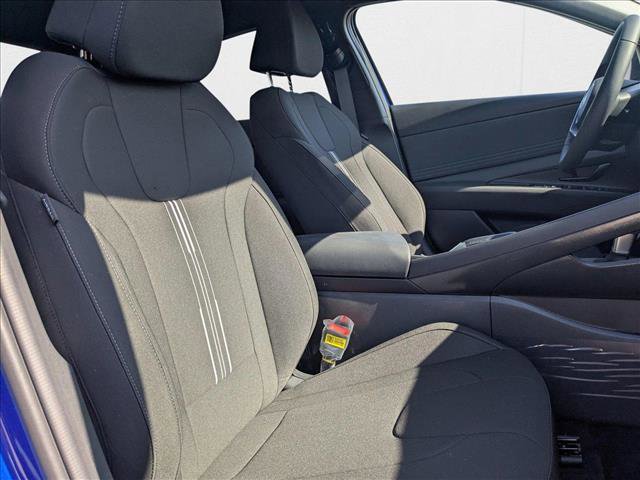 New 2025 Hyundai Elantra Sport image 21