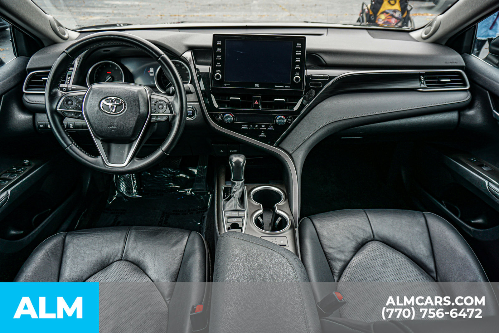 Used 2023 Toyota Camry XLE w/ Navigation Package FWD image 27