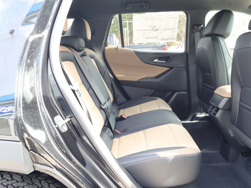 New 2026 Chevrolet Equinox ACTIV w/ Safety and Technology Package AWD/4WD image 31