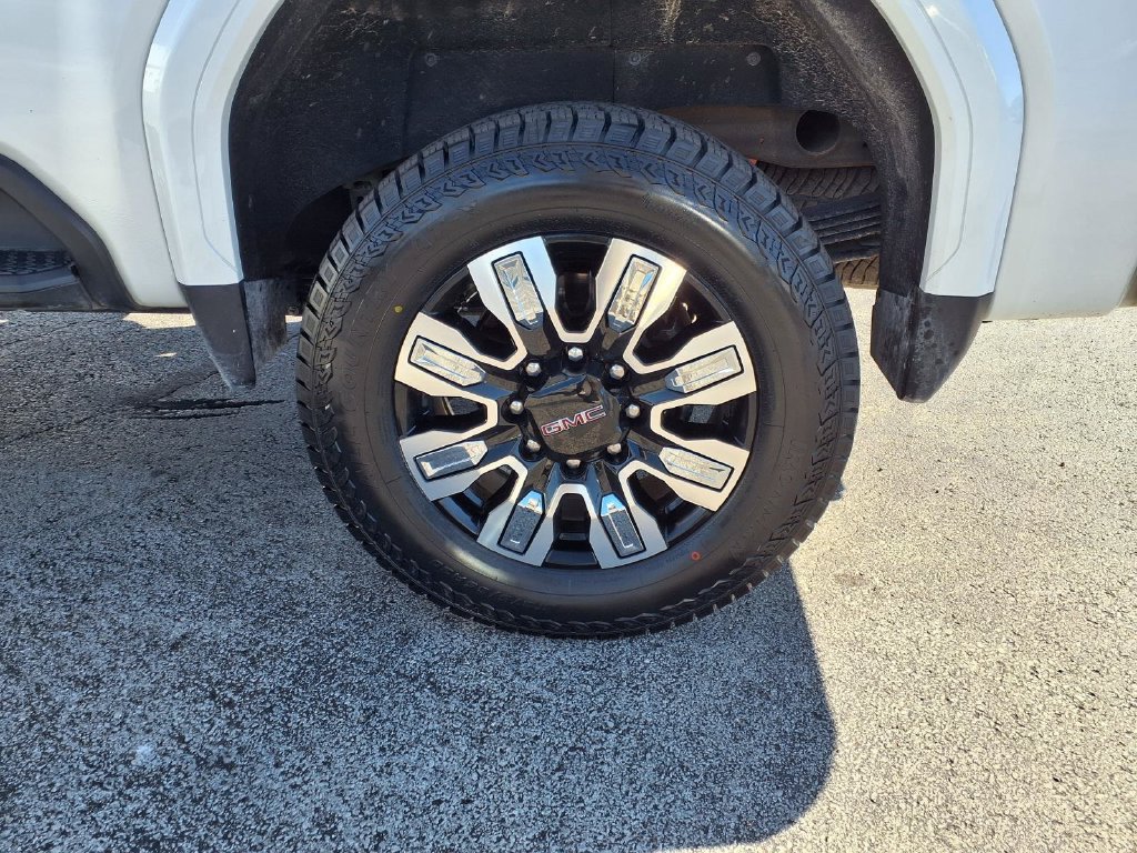 Used 2024 GMC Sierra 2500 Denali w/ Technology Package AWD/4WD image 22