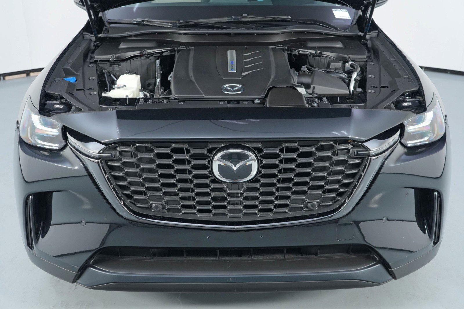 Used 2025 MAZDA CX-90 Plug-In Hybrid w/Premium Sport image 8