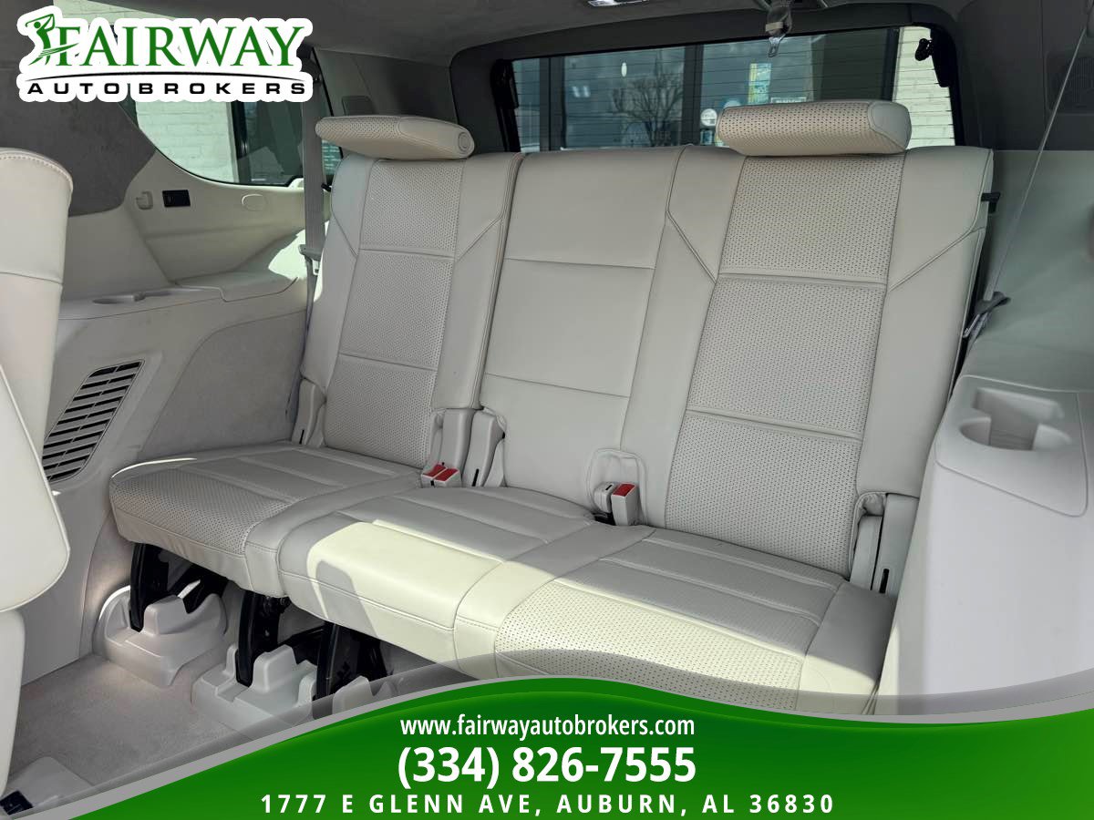 Used 2022 Cadillac Escalade Premium Luxury Platinum image 14