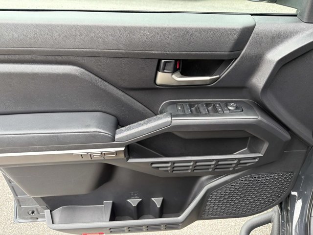 Certified 2025 Toyota Tacoma TRD Sport AWD/4WD image 8