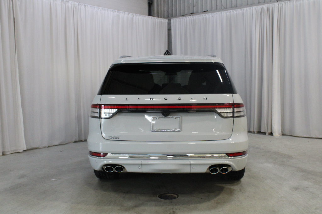 New 2027 Lincoln Aviator Black Label w/ Dynamic Handling Package AWD/4WD image 24