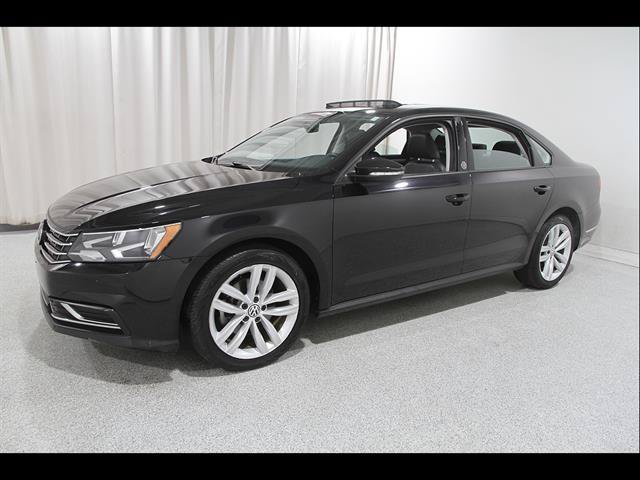 Used 2019 Volkswagen Passat 2.0T Wolfsburg FWD image 3