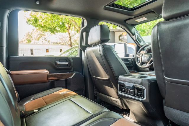 Used 2022 Chevrolet Silverado 3500 High Country image 42