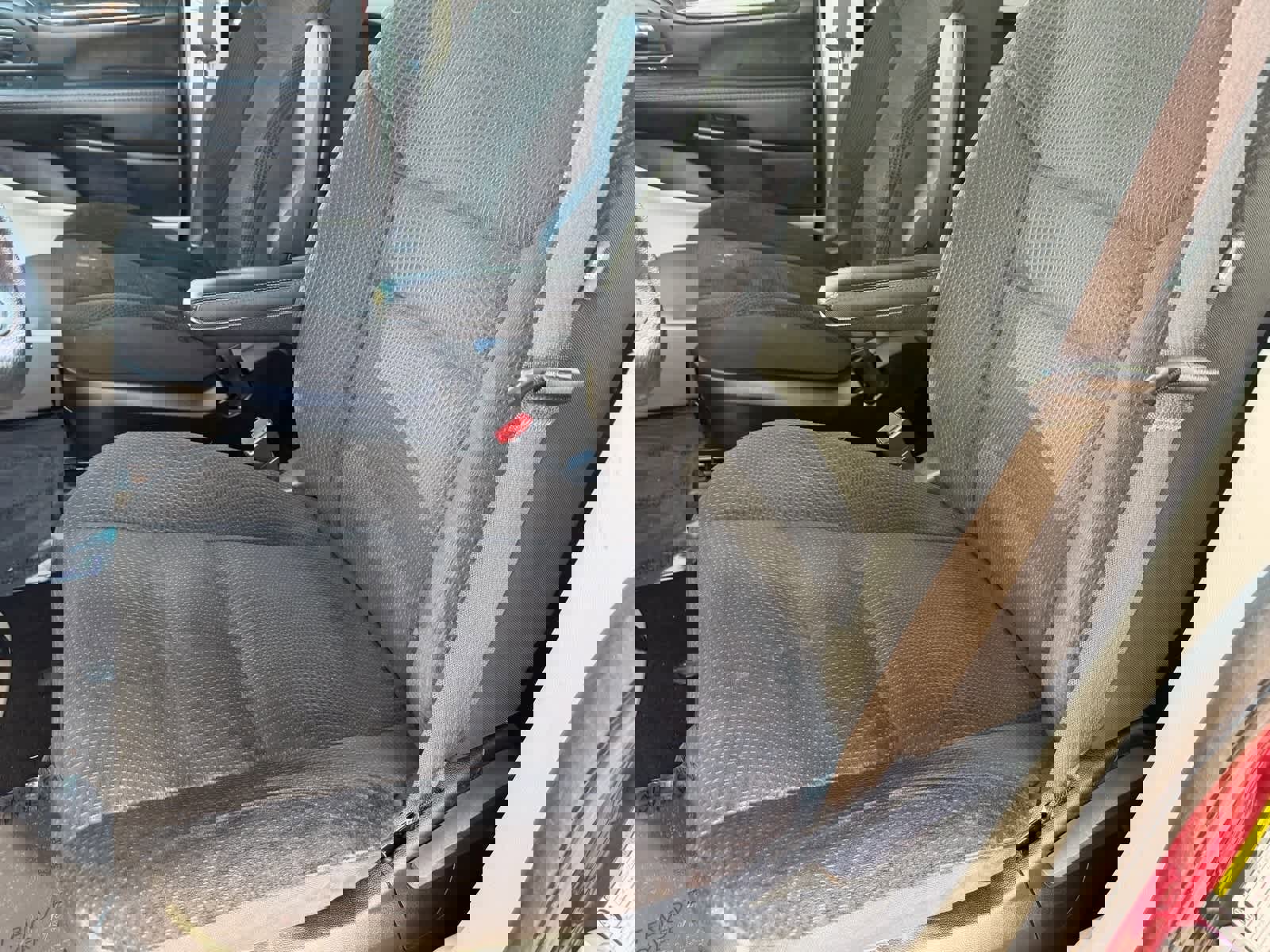 Used 2018 Dodge Grand Caravan SE w/ UConnect Hands-Free Group image 15