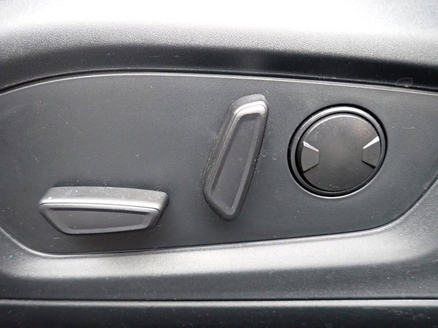 Certified 2023 Ford Explorer XLT w/ Equipment Group 202A image 23