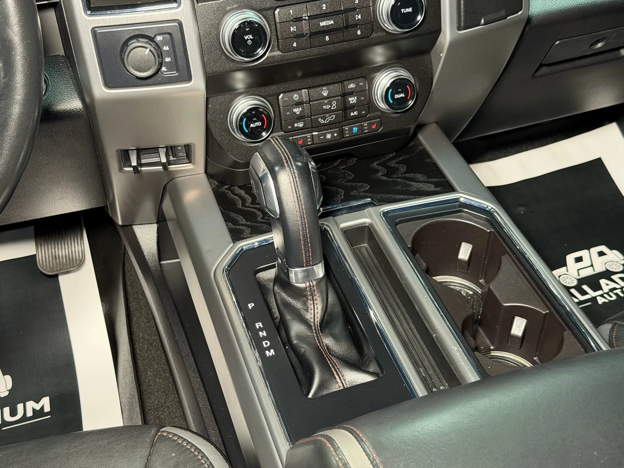 Used 2019 Ford F150 Platinum image 31