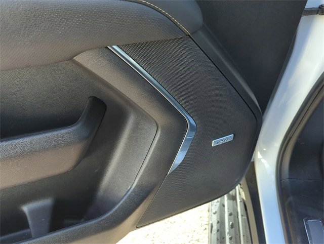 Used 2024 GMC Yukon SLT image 23