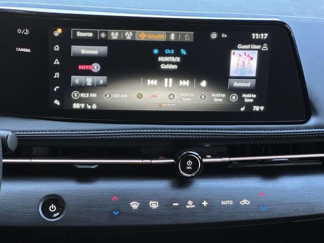 Used 2024 Nissan Ariya AWD image 18