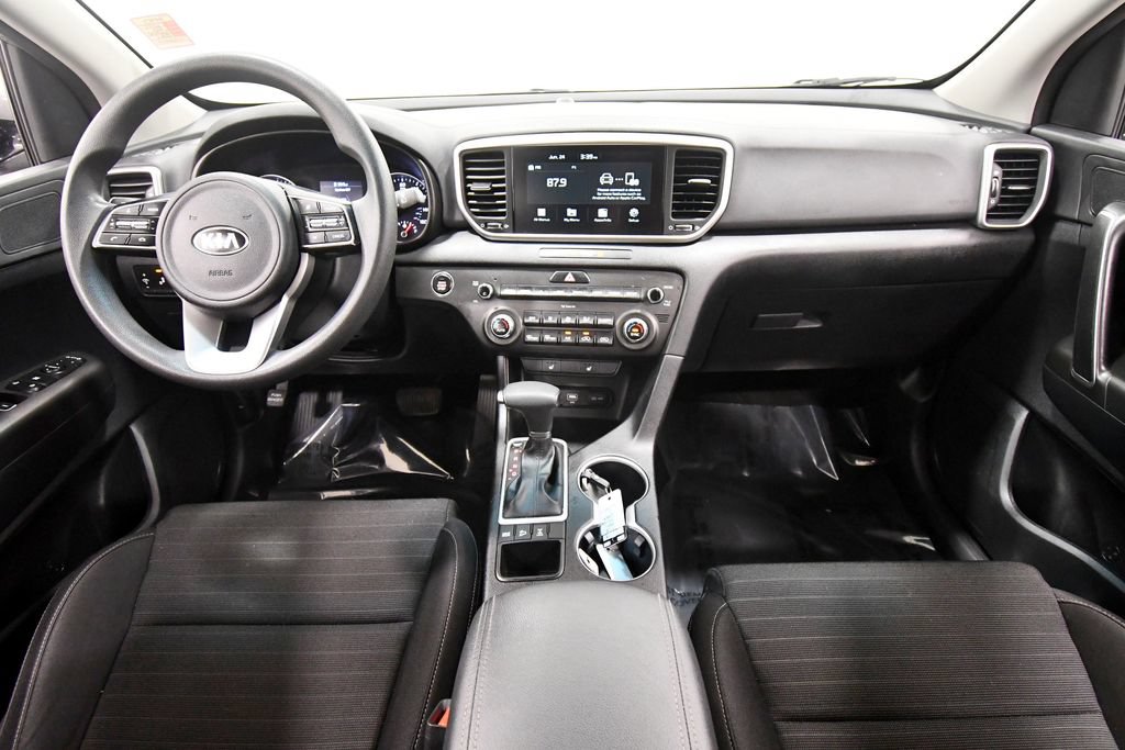 Certified 2022 Kia Sportage LX w/ LX AWD Value Edition Package image 3
