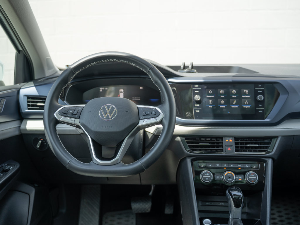 Certified 2023 Volkswagen Taos S FWD image 22