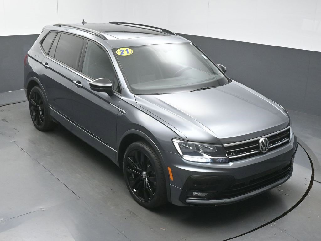 Used 2021 Volkswagen Tiguan SE R-Line image 42