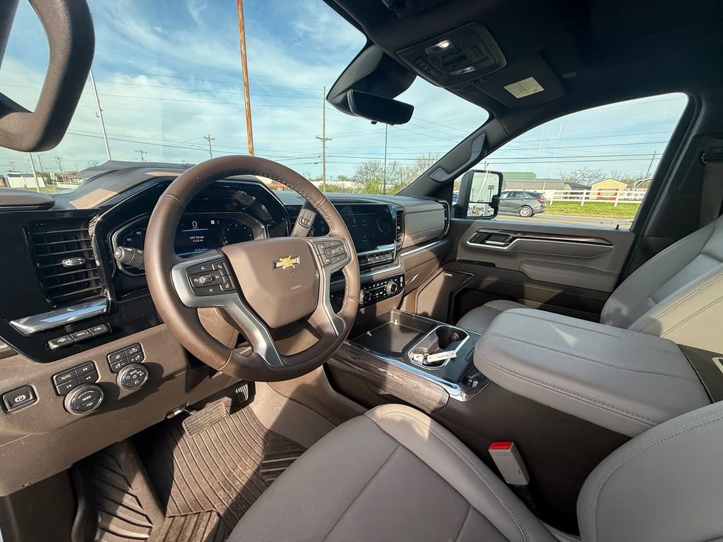 Used 2024 Chevrolet Silverado 2500 LTZ w/ LTZ Premium Package image 13