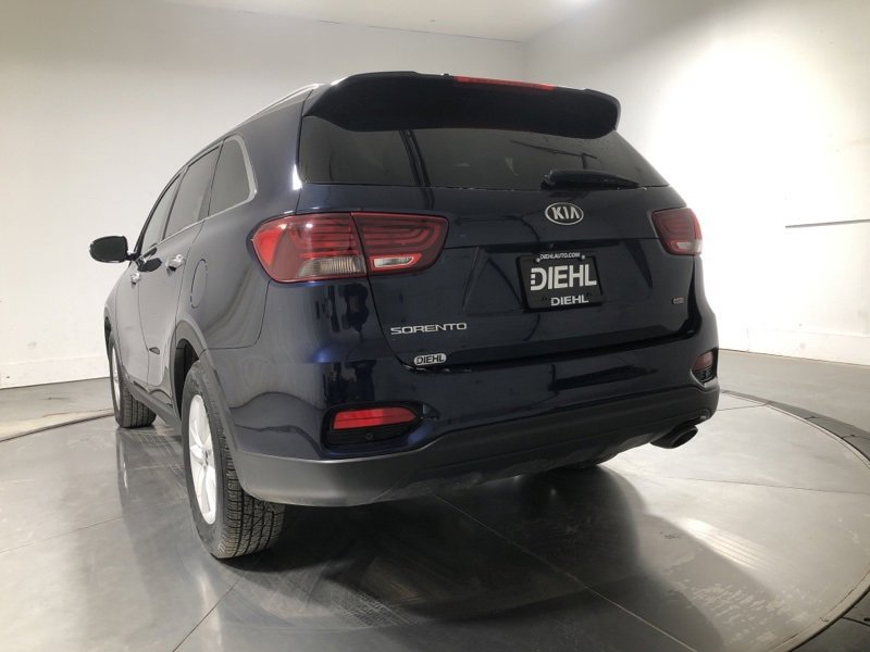 Used 2019 Kia Sorento LX w/ LX Convenience Package image 5