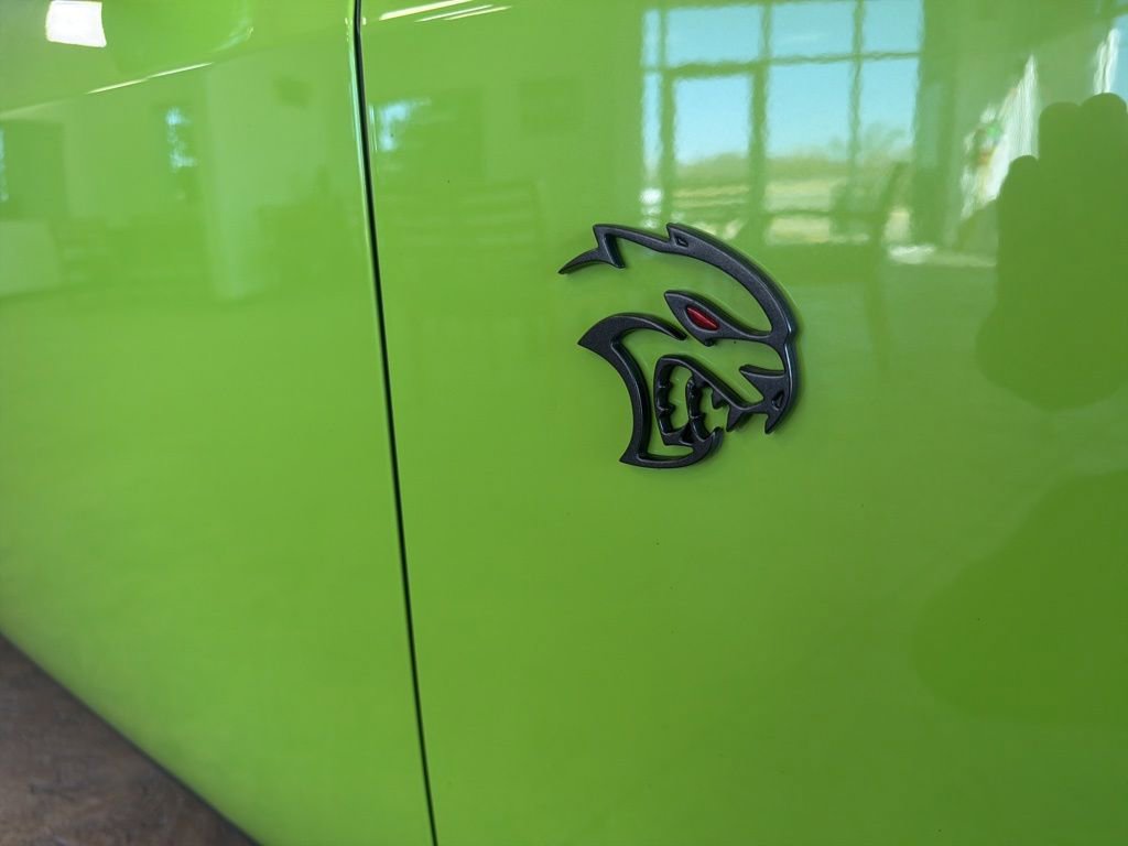 Used 2019 Dodge Challenger SRT Hellcat Redeye image 2