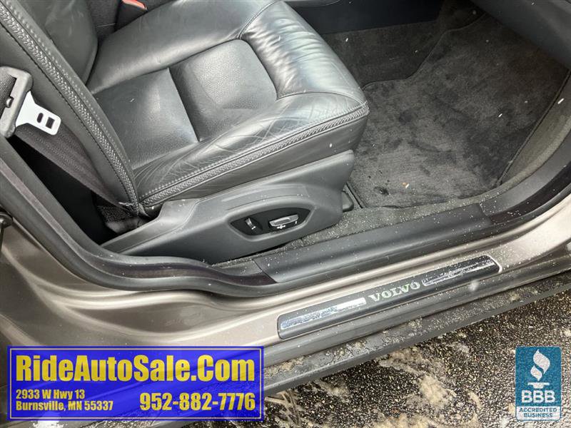 Used 2011 Volvo XC70 3.2 image 37