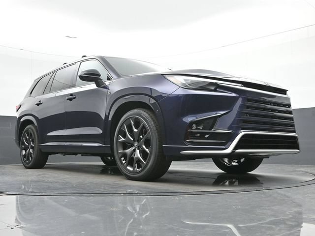 New 2026 Lexus TX 500h AWD image 10